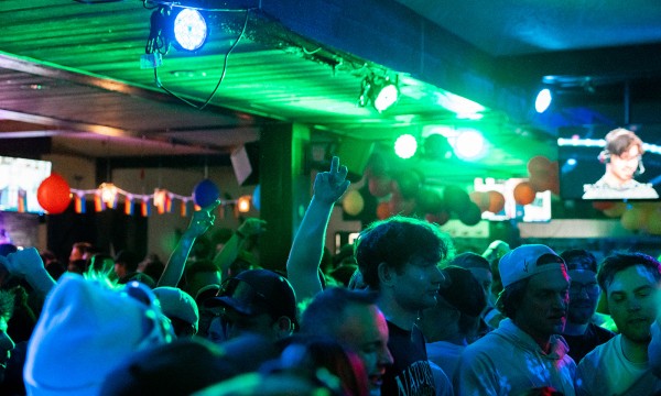 Panorama Pride TBar 14