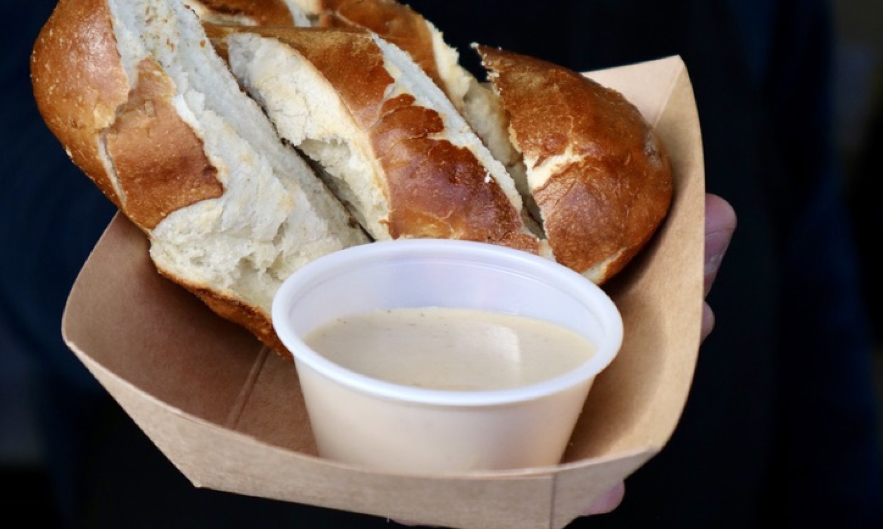 4045E535 116A 41FD 953A F84AECB34F2C 1 105 c