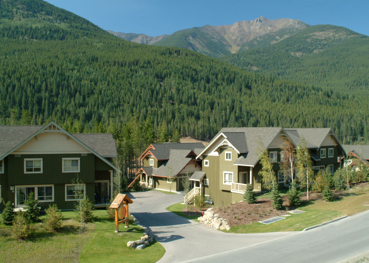 Aurora Townhomes Panorama Mountain Resort