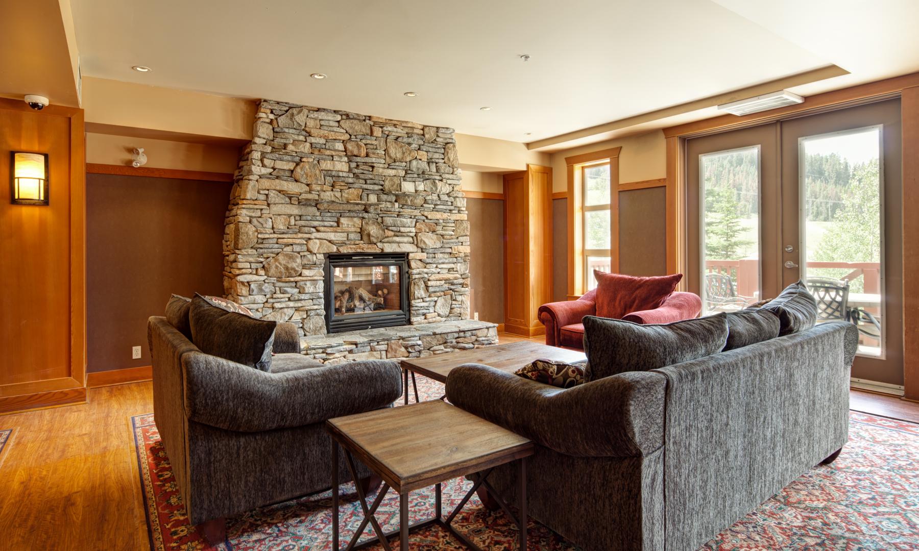 Panorama Springs Lodge Panorama Mountain Resort