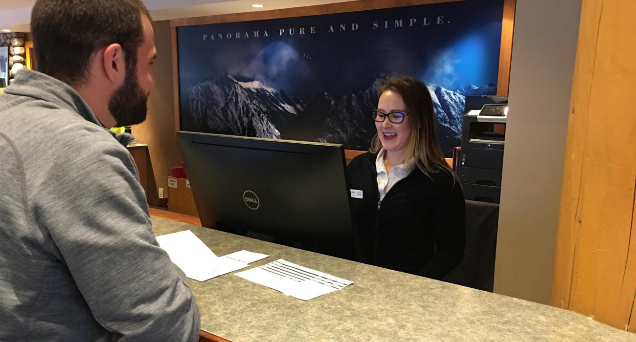 central check in front