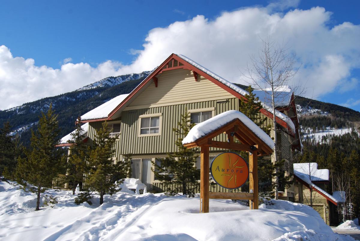 Aurora Townhomes Panorama Mountain Resort