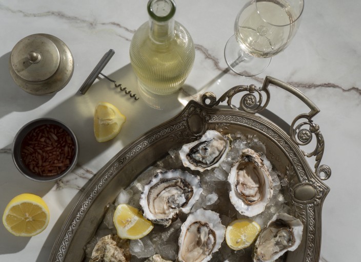 view dish made oyster delicacies (1)