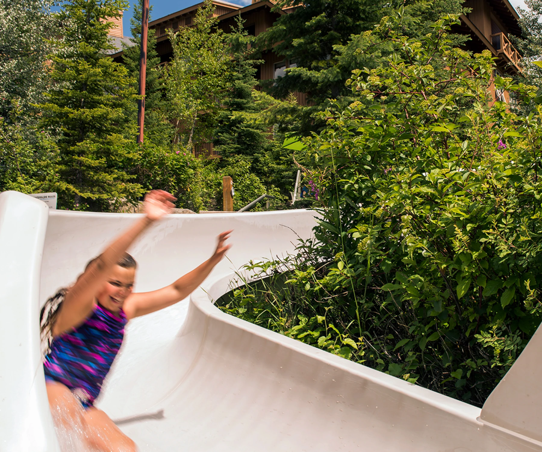 PANO S2019 Waterslides 1679 1080x