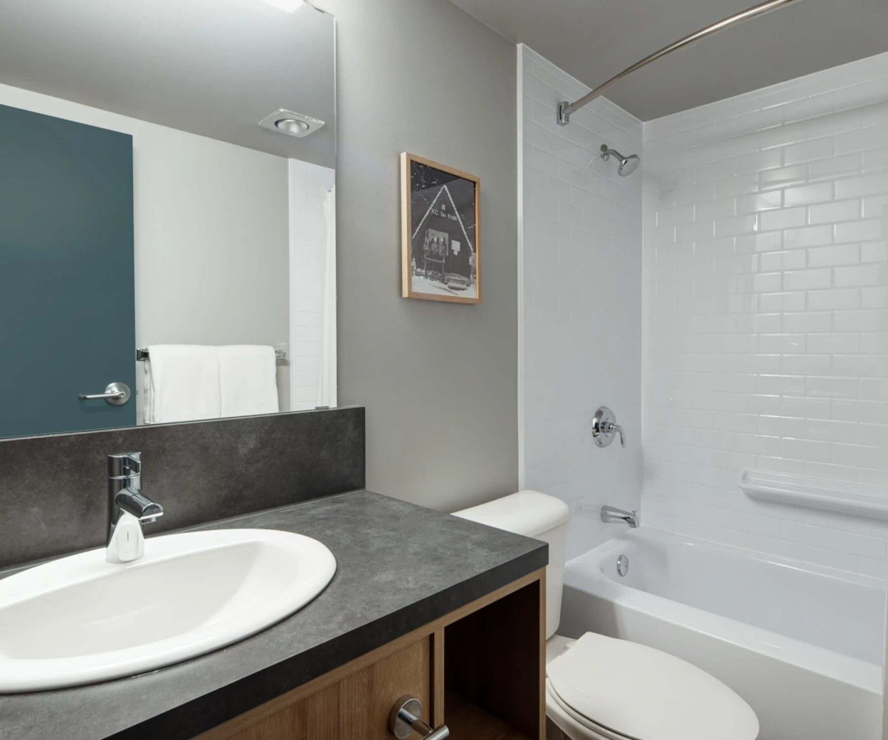 The Approach Hotel Washroom 1