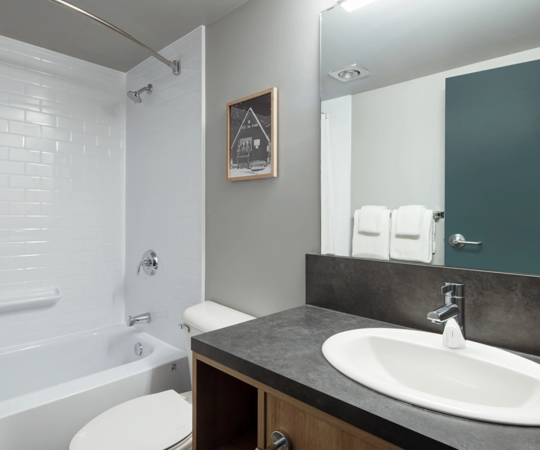 The Approach Hotel Washroom 2