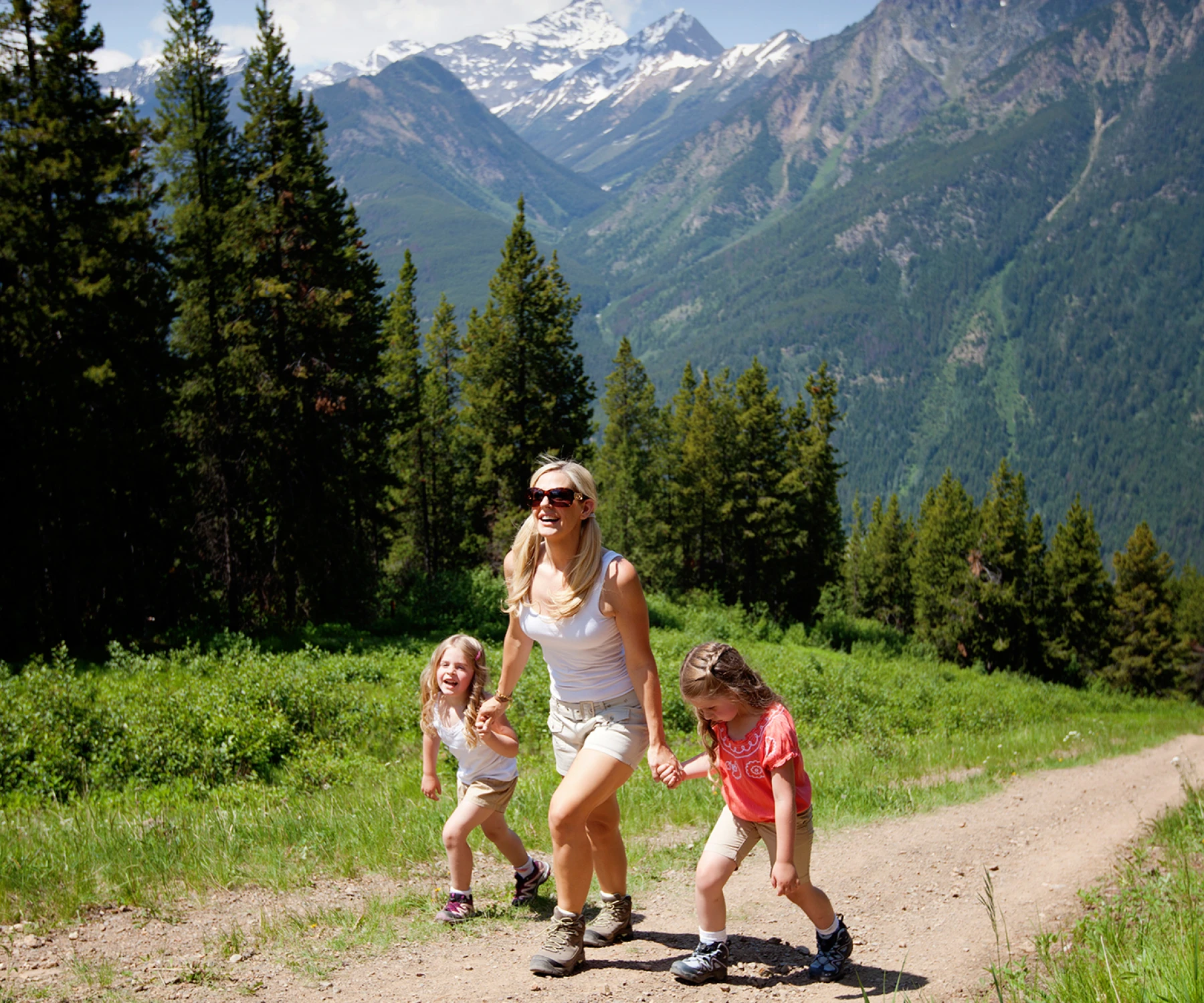 Activities summer Lost in the Woods 2000px